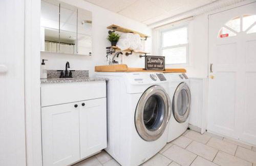 Cozy getaway - 5 min drive to beach - Foto 28