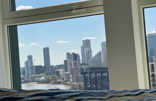 Penthouse with O2 Arena View, Free Parking & Portable AC - Foto 41