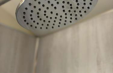 Ty Beti at Gorlan yr Efail Shepherds Hut with Private Hot Tub - Foto 29