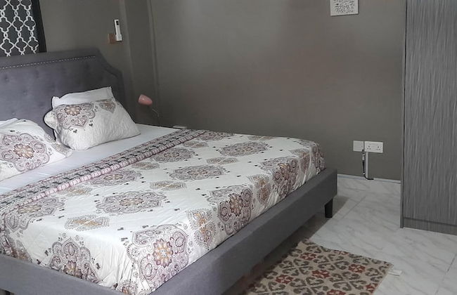 1 Bed Sleeps 2 Apartment - Free Parking - Tv - Photo 3