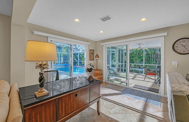 Comfy Home W/ Heated Pool Near Siesta Key Beach 2 Bedroom Home - Foto 31