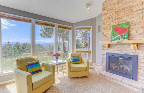 Mountain Views and Hot Tub Airy Forest Escape! - Foto 7