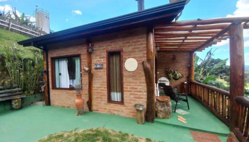 Chalé charmoso com vista p/ Montanha - Gonçalves - Foto 2