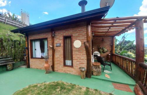 Chalé charmoso com vista p/ Montanha - Gonçalves - Photo 2