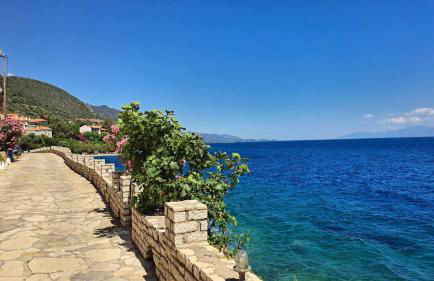 Heirlooms and Halos - Foto 54