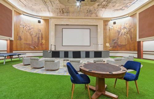 Luxury Downtown Cityview Suite Skywalk Access and Free Garage Parking - Foto 43