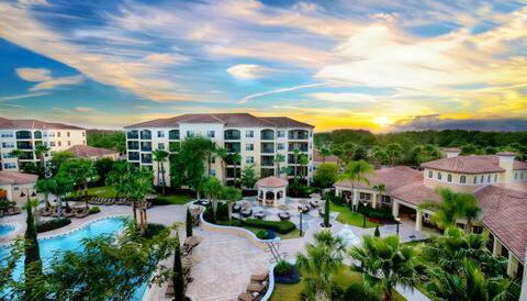 Entire Rental 3-BR Minutes from Disney x8 Hot tub Apartment 2204 - Foto 3