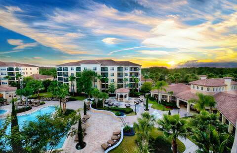 Entire Rental 3-BR Minutes from Disney x8 Hot tub Apartment 2204 - Foto 3