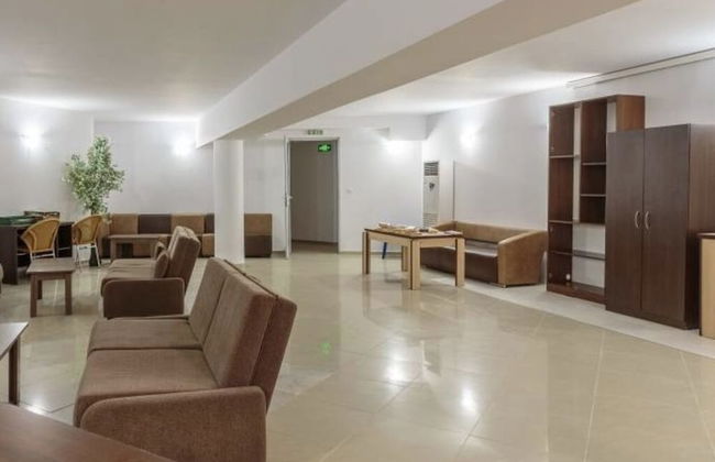 1-bed Modern Sea View Apartment in Aparthotel - Photo 8