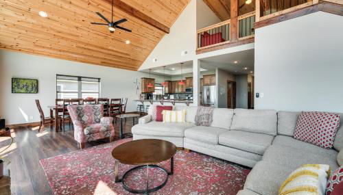 Luxe Table Rock Lake Vacation Rental with Hot Tub! - Foto 5