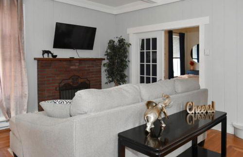 Walk To Parks, Dining & Lake! Game Room! Hot Tub! - Foto 8