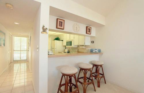 Lagoon front 2BR condo overlooking the golf course - Foto 11