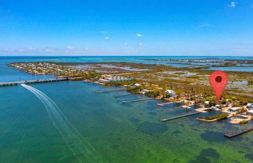 Waterfront Cozy Cottage with Boat Ramp & Dock - Foto 26