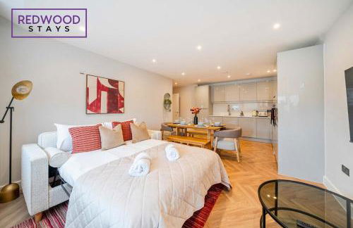 Brand New Premium Serviced Apartments, Free Parking, High-Speed WiFi By Redwood Stays - Foto 23