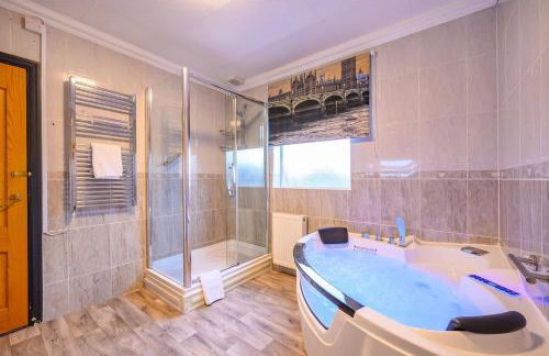 -CH- Stylish & Relaxed Stay,Free Parking,Free WiFi - Foto 38