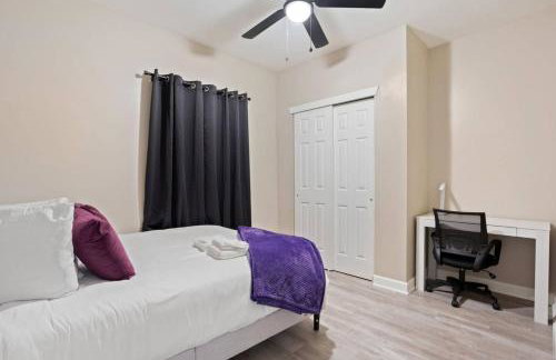 Chic Boho Retreat Near Downtown - Photo 9