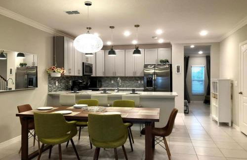 NEW Home 3 Bedrooms Water View Disney Universal - Foto 8