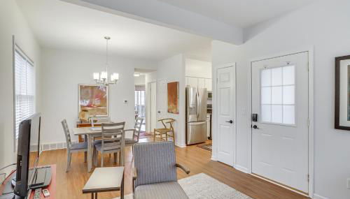 Walk to Lake Michigan - South Haven Condo! - Foto 5