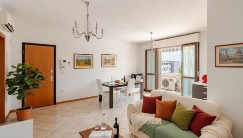 Spacious, with private Parking, 2 bedrooms 2 bathrooms - Comfortable and Bright Apartment in Florence with Private Parking Garage - Just Few Minutes walking From Historic Center - Foto 4