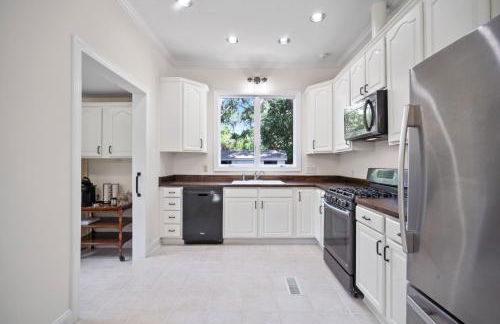 New Listing - Historical Home in Mossy Oaks - Foto 11