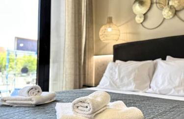 Oasis Luxury Apartments - Photo 33