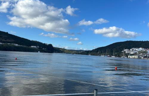 Peaceful Portuguese Apartment - Foto 10