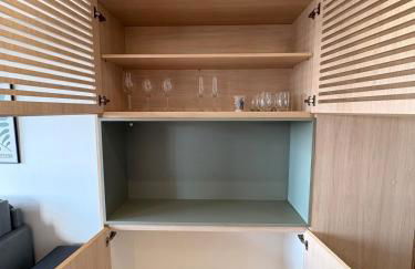 Modern studio, close to everything with garage and air conditioning - Foto 20