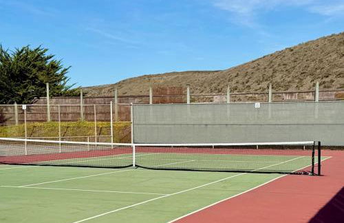 Oceanfront Top Floor Premium One Bedroom with Panoramic View of Monterey Bay, Very Private! - Foto 33