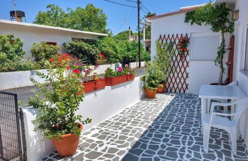 Eva's House, Cozy Apartment in Traditional Village - Foto 3