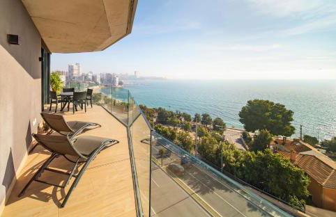 Primera linea de playa con vistas directas al mar-Apartamento premium Albufereta - Photo 1