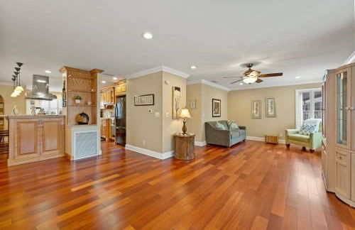 Bonita Beach Waterfront Paradise - Photo 17