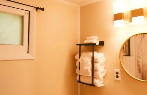 Stylish Cabin by Mackinac - Foto 36