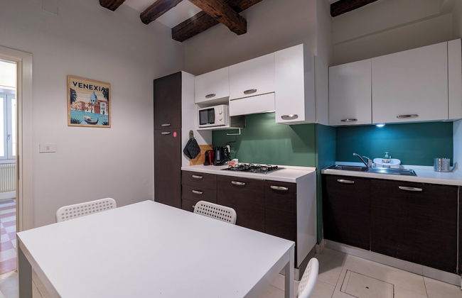 S. Lucia Canal View by Wonderful Italy - Photo 23