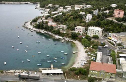 Sea apartment by beach Vine, olive oil tasting, kajaks, grill - Photo 60