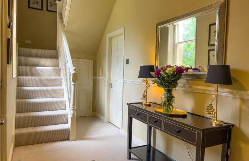 Geltsdale East Wing sleeps 6 with River Eden views near Carlisle & Ullswater - Foto 3