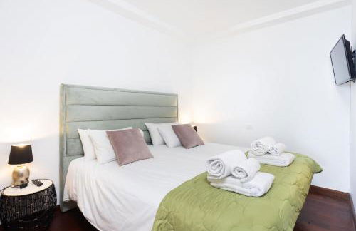 Sunset Horizon Spa Retreat by Eden Rentals - Foto 26