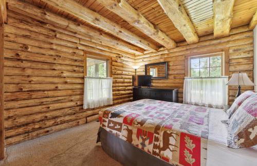 8BR 5BA Huge Dog Friendly Log Cabin near Wisconsin Dells and Lake sleeps 25plus - Foto 18