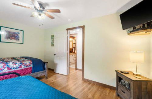 The Cozy Cottage Getaway - Private Pool & Hot Tub - Foto 33