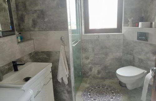 POD RÓŻĄ - Foto 11