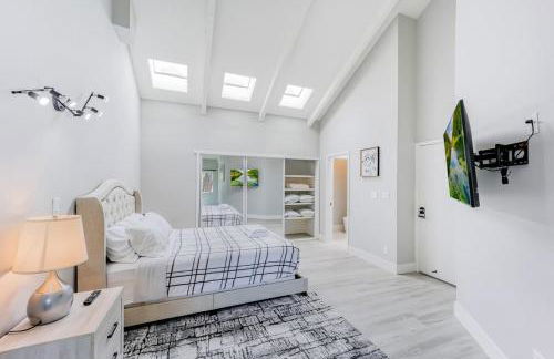 Luxury Family Home w AC and Patio near Meta and Stanford - Foto 27