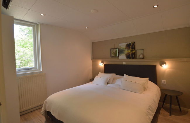 Romantic Forest Retreat With Sauna - Photo 2