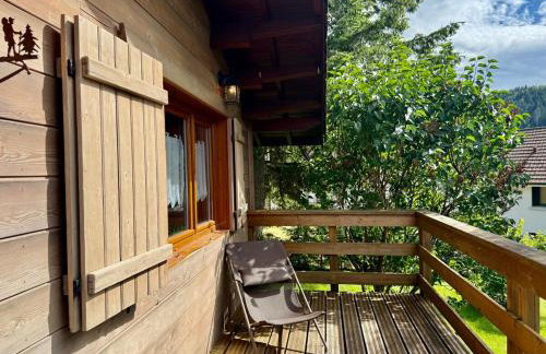 Chalet des Sapins, paisible avec terrasse & jardin - Foto 5