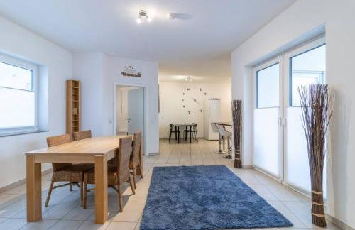 200m² Wohnung mit 6 Schlafzimmer - Foto 1