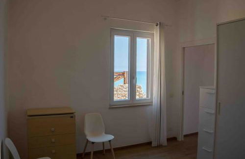 Terrazza finemente ristrutturata di fronte al mare - Foto 20