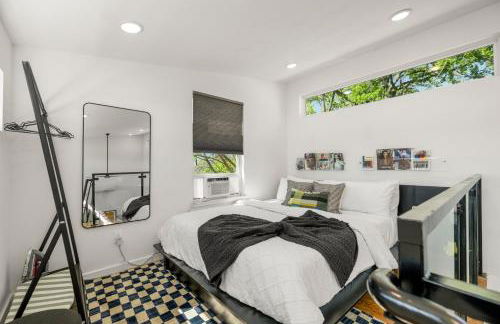 Quantum Tiny Loft at East End Revitalized - Foto 26