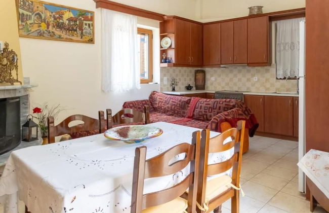 Platsa Seaview Retreat - A Stone-built Escape - Photo 10