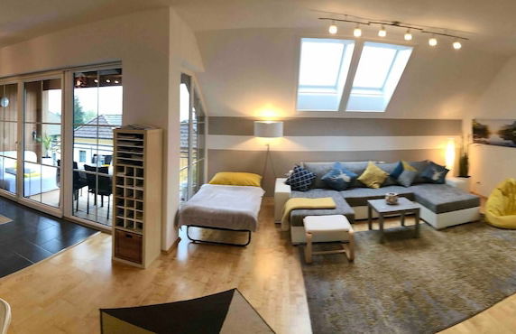 Apartment With Amazing Lake- and Mountain View - Photo 9