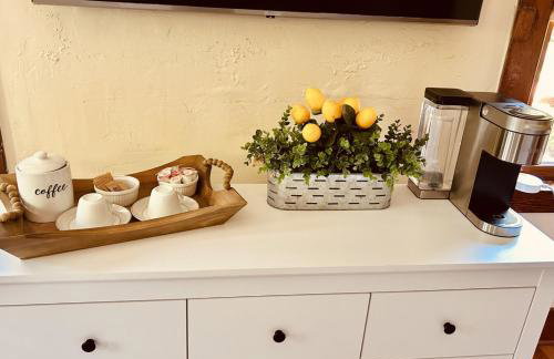 1907 Historical Home-Office, Chefs Kitchen, 5beds - Photo 3