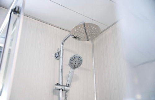 Family-Friendly 2BR Close to Durham City - Foto 35