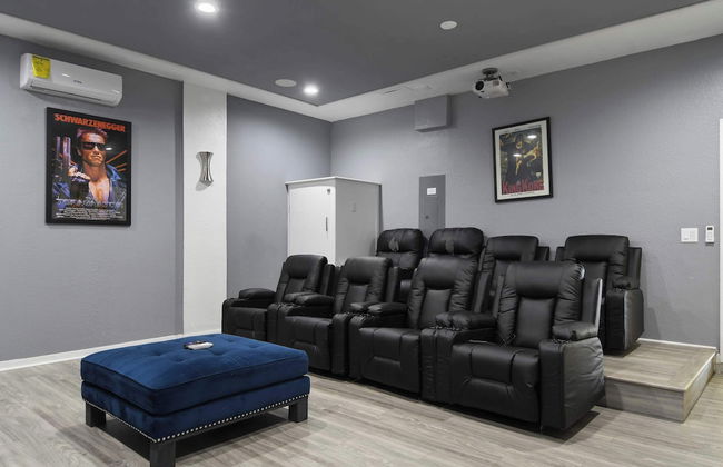 Windsor Hills 6BR Home Pool Spa Private Theater - Foto 37